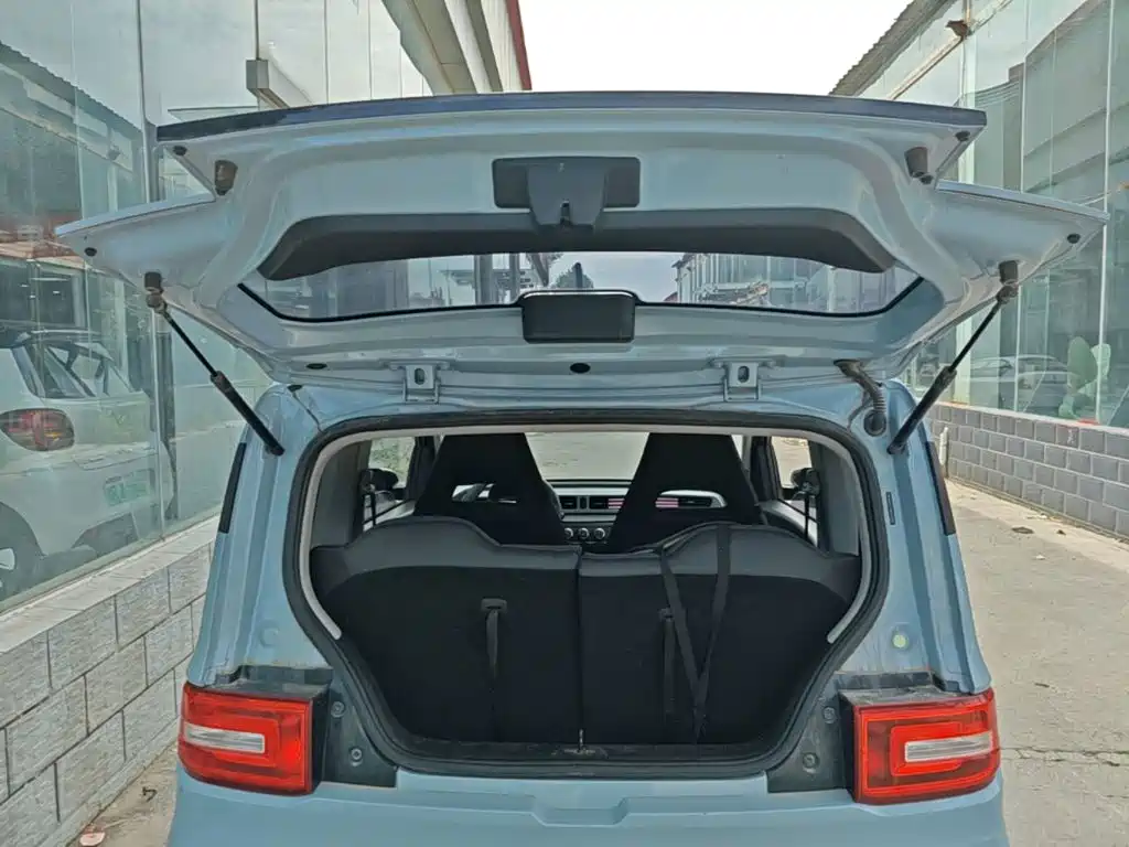 Wuling MINIEV — миниатюра 19