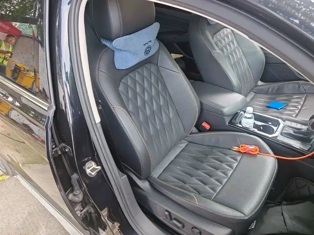 Volkswagen 帕萨特插电混动 — миниатюра 25