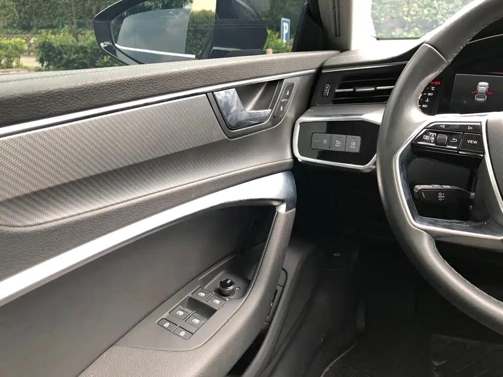 Audi A7L — миниатюра 11