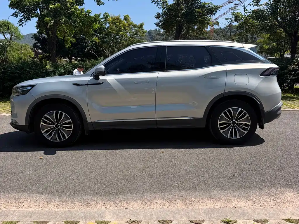 BAIC X7 — миниатюра 8