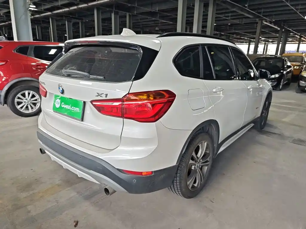 BMW X1 — миниатюра 7