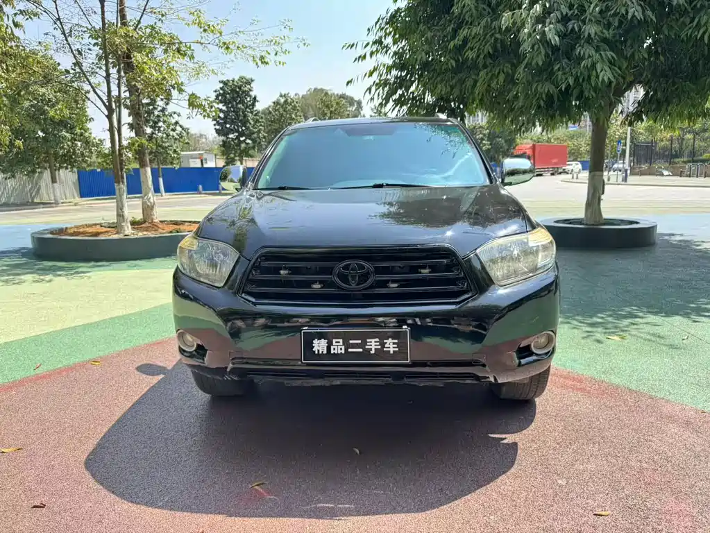 Toyota Highlander — миниатюра 2