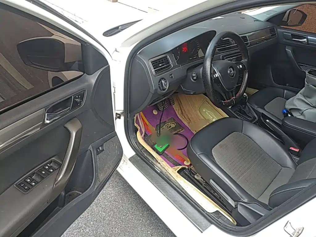 Volkswagen Santana — миниатюра 16