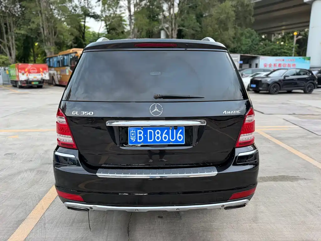 Mercedes-Benz GL-Class — миниатюра 13