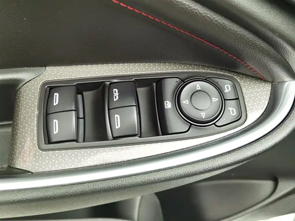 CHEVROLET MAI RUIBAO XL