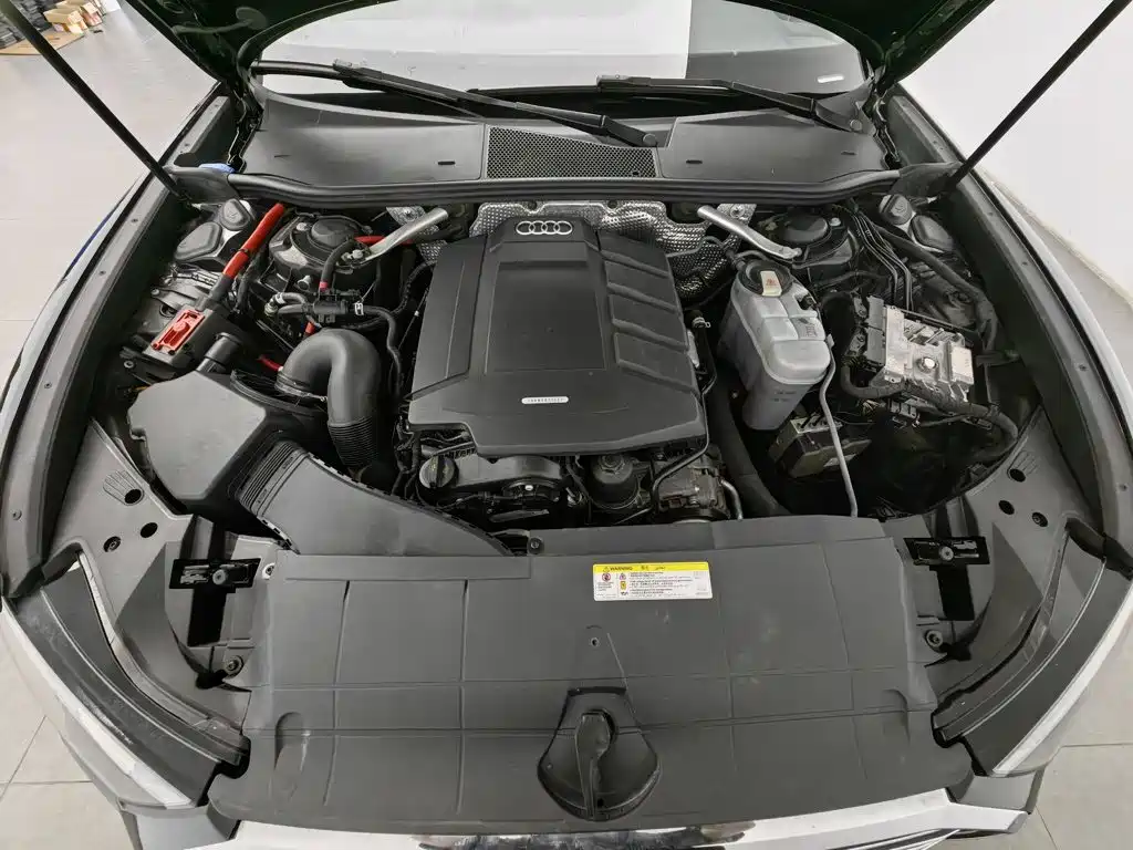 Audi A6L — миниатюра 6