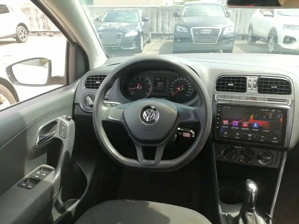 Volkswagen Polo — миниатюра 11
