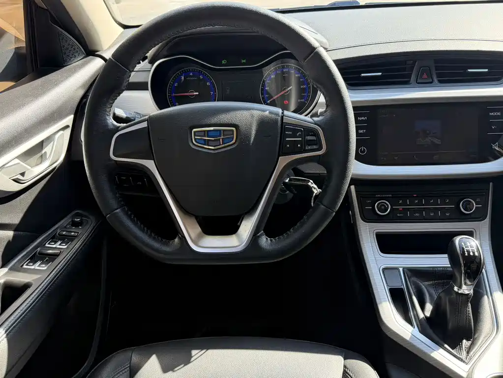 Geely Vision — миниатюра 10