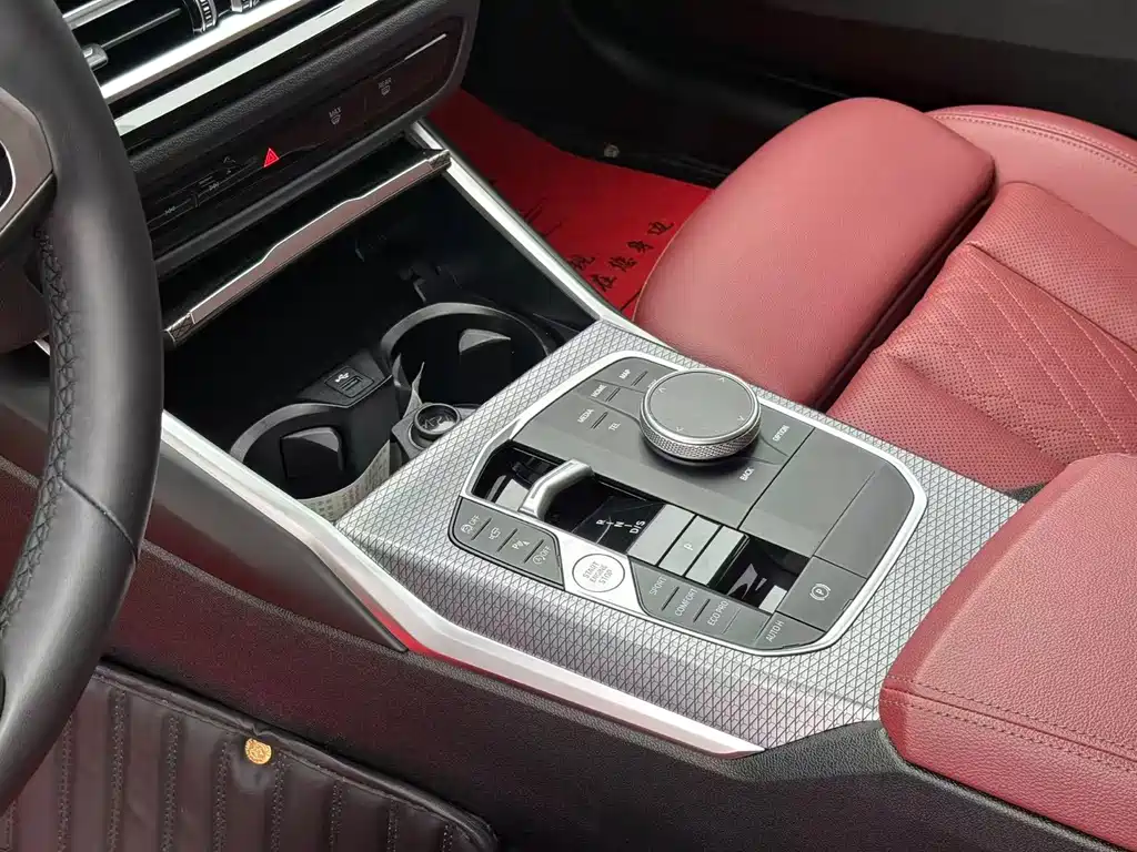 BMW 3 Series — миниатюра 8
