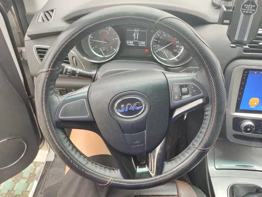 JAC JAC T6 — миниатюра 15