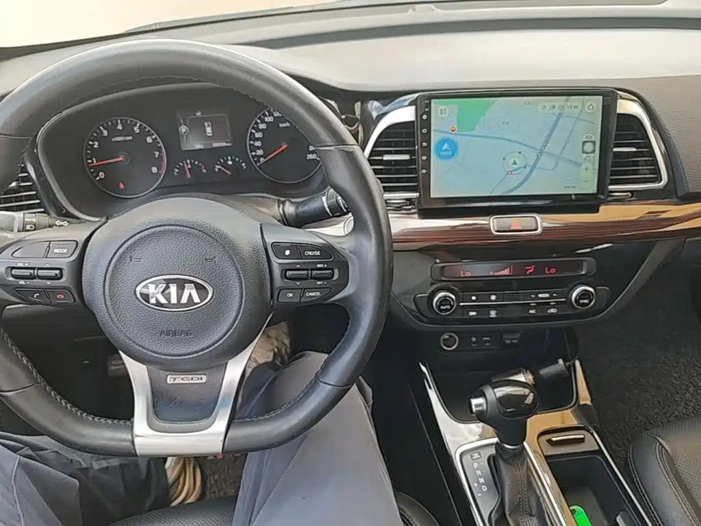 Kia K4 — миниатюра 10