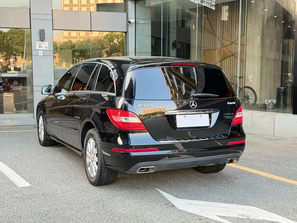Mercedes-Benz R-Class — миниатюра 16