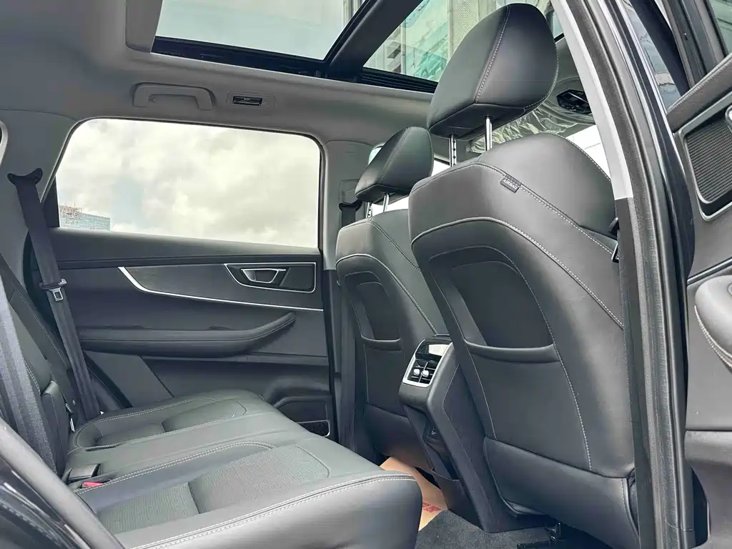 Chery Tiggo 8 — миниатюра 9