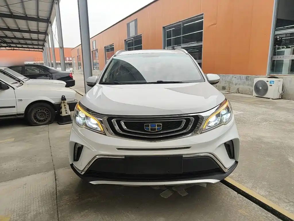 Geely Vision X3 — миниатюра 3