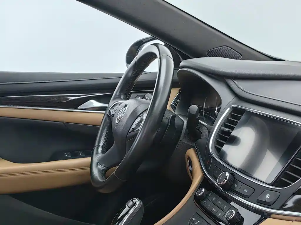 Buick LaCrosse — миниатюра 22