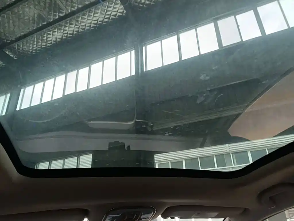 BYD MAX — миниатюра 18