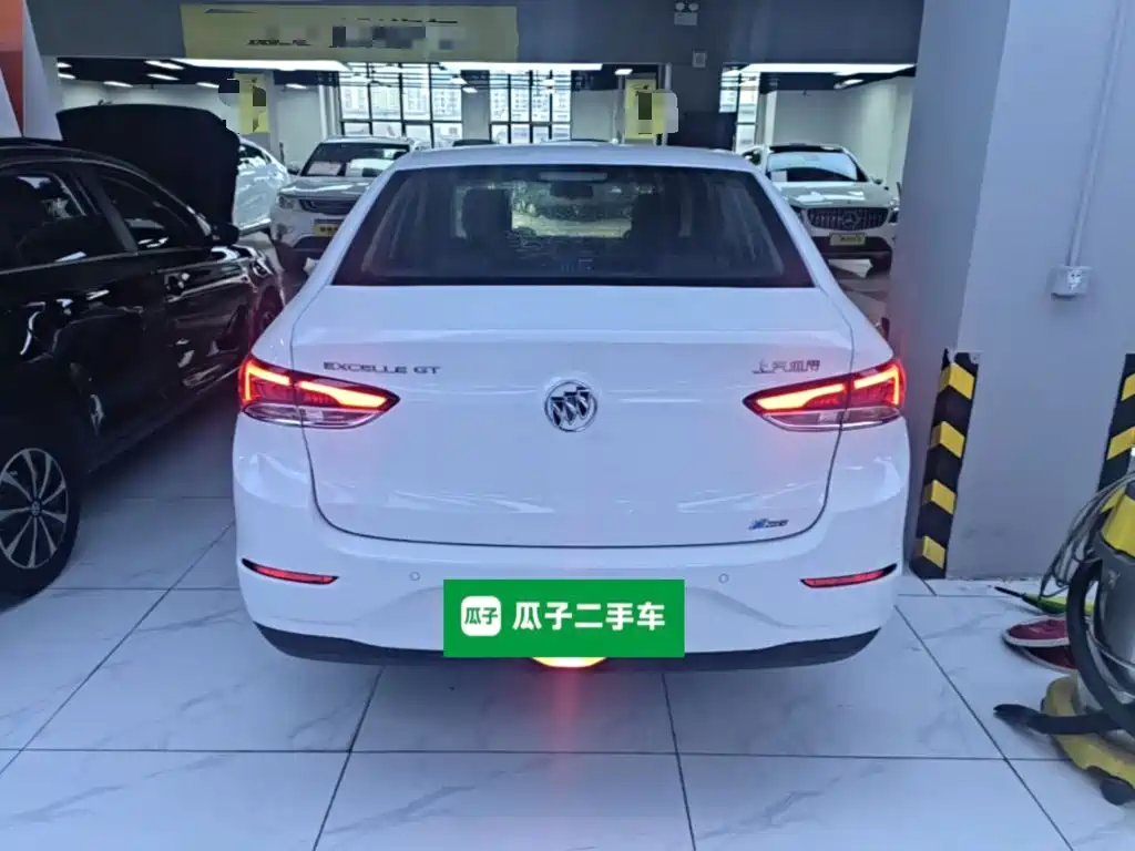 Buick Excelle — миниатюра 6