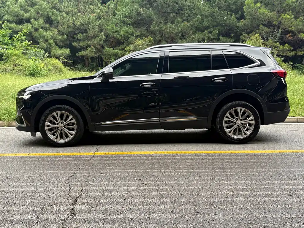 Buick Envision Plus — миниатюра 3