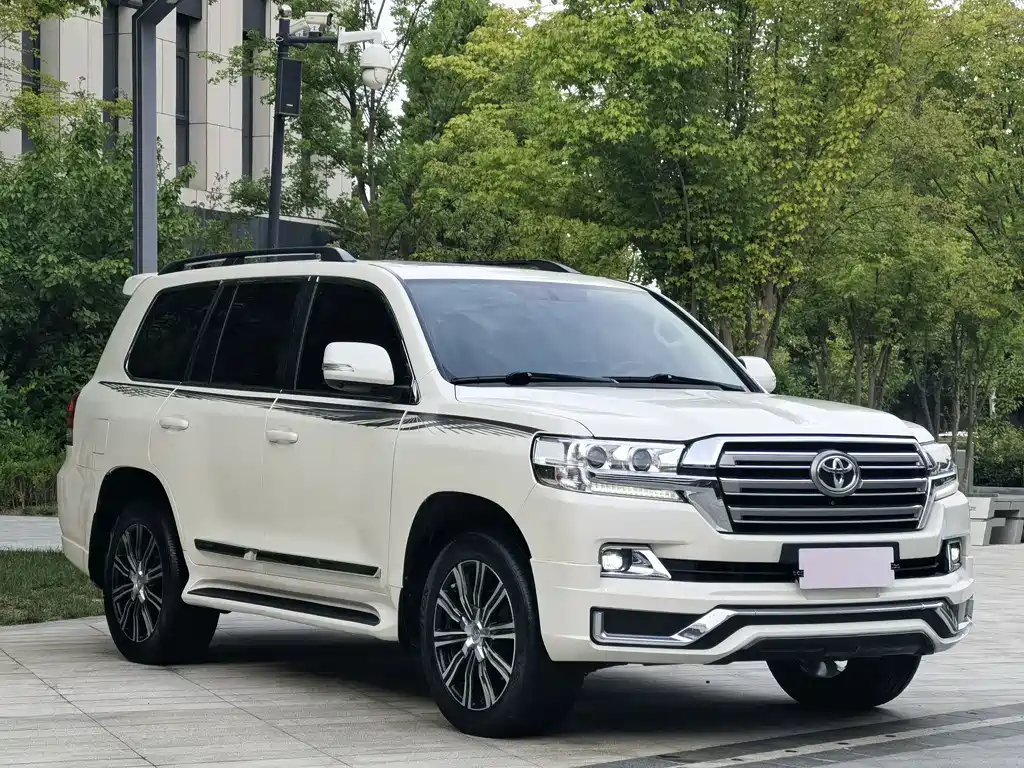 Toyota Land Cruiser — миниатюра 3