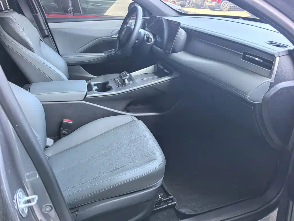 BYD Qin PLUS — миниатюра 8