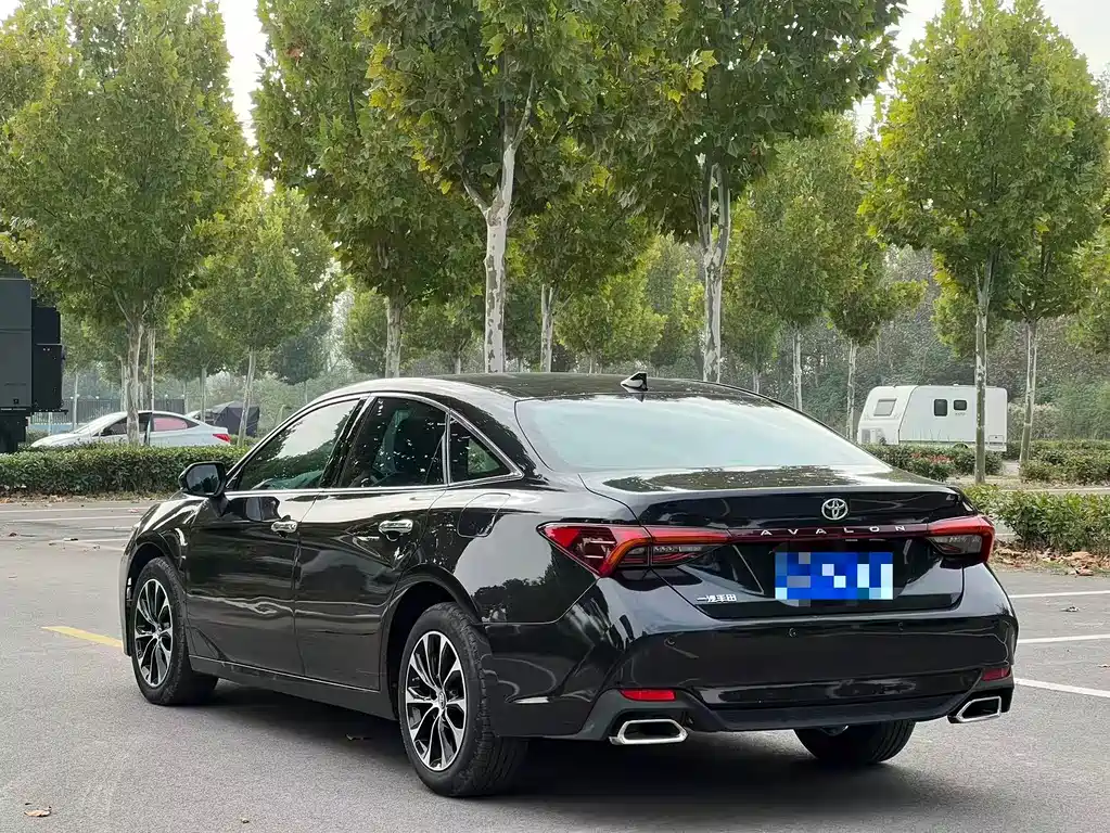 Toyota Avalon — миниатюра 5