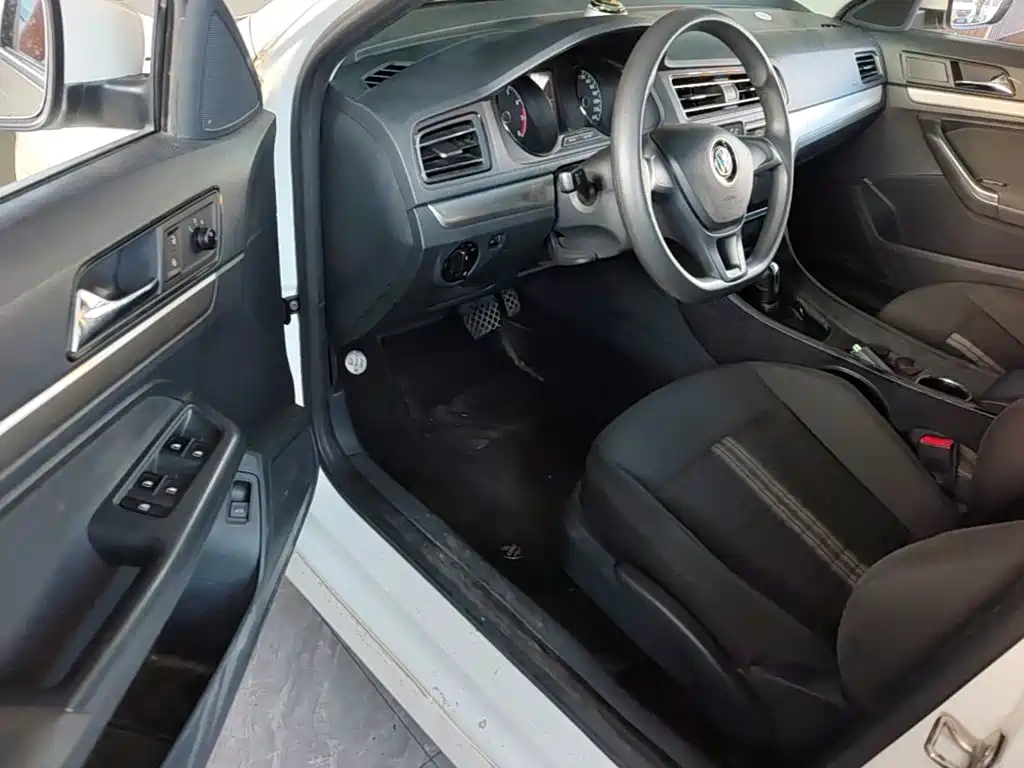 Volkswagen Lavida — миниатюра 14