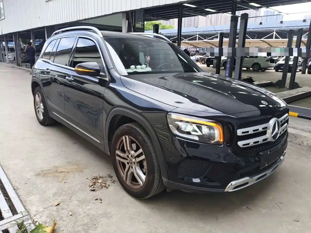 Mercedes-Benz GLB — миниатюра 4