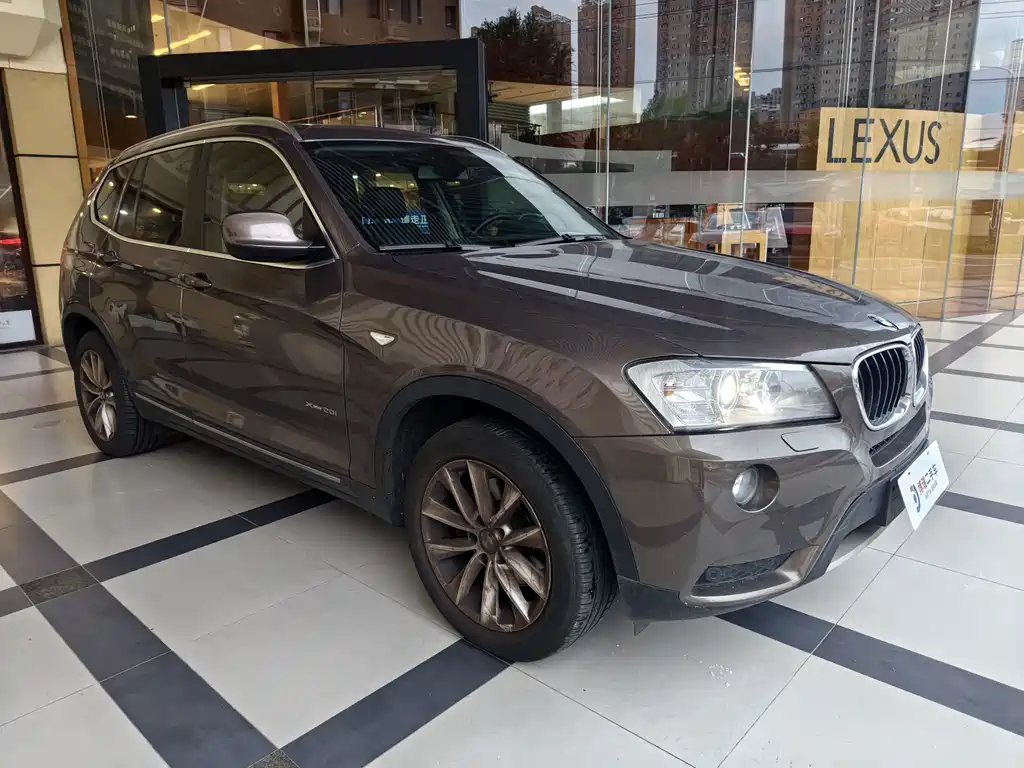 BMW X3 (Import) — миниатюра 8