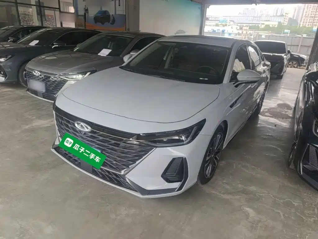 Chery Arrizo 8