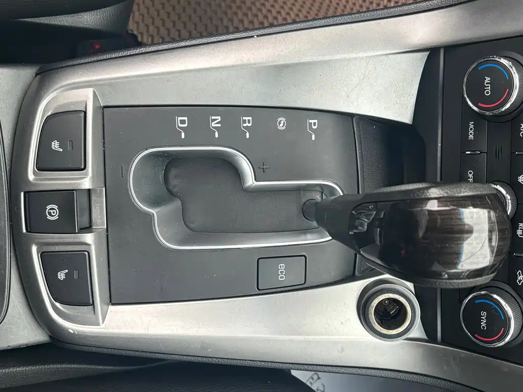 Chevrolet Captiva — миниатюра 8