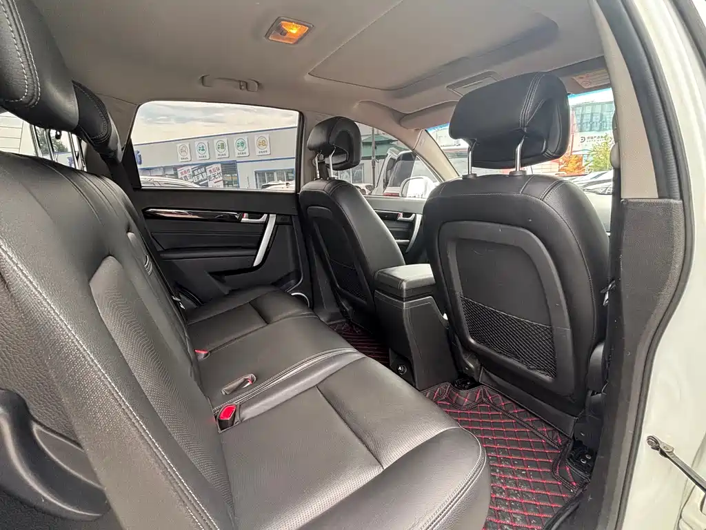 Chevrolet Captiva — миниатюра 14