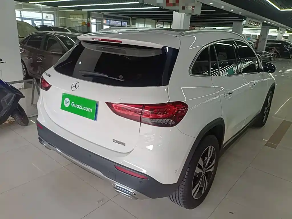 Mercedes-Benz GLA — миниатюра 7