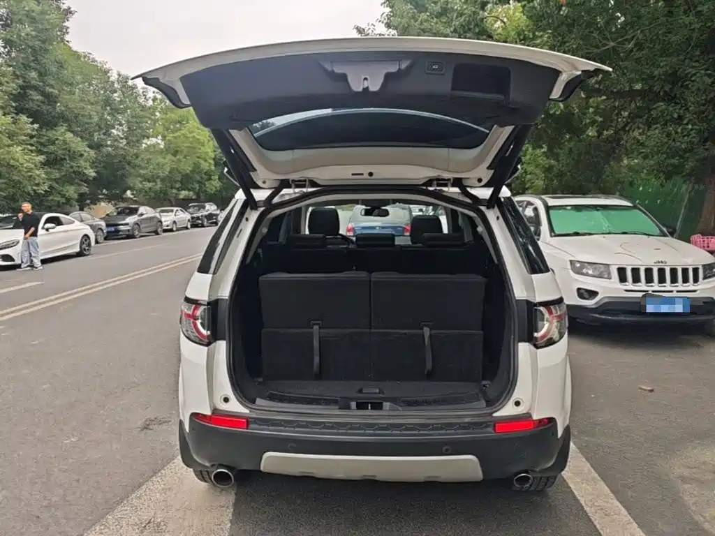 Land Rover Discovery Sport — миниатюра 19