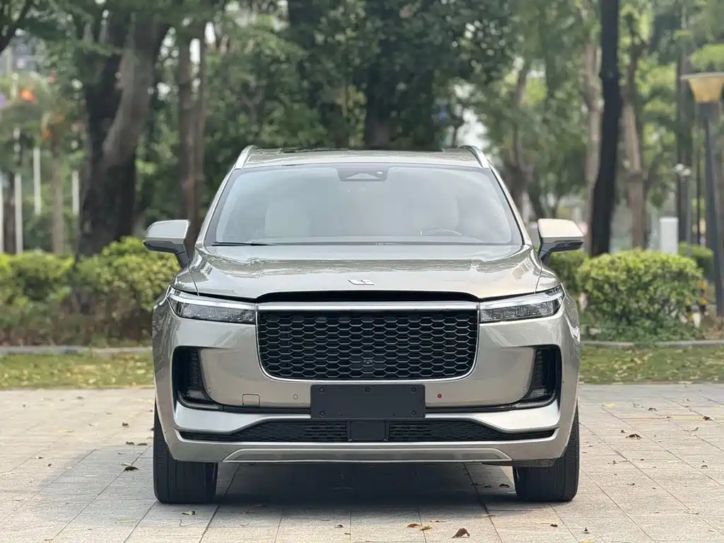 Li Auto Li ONE — миниатюра 2