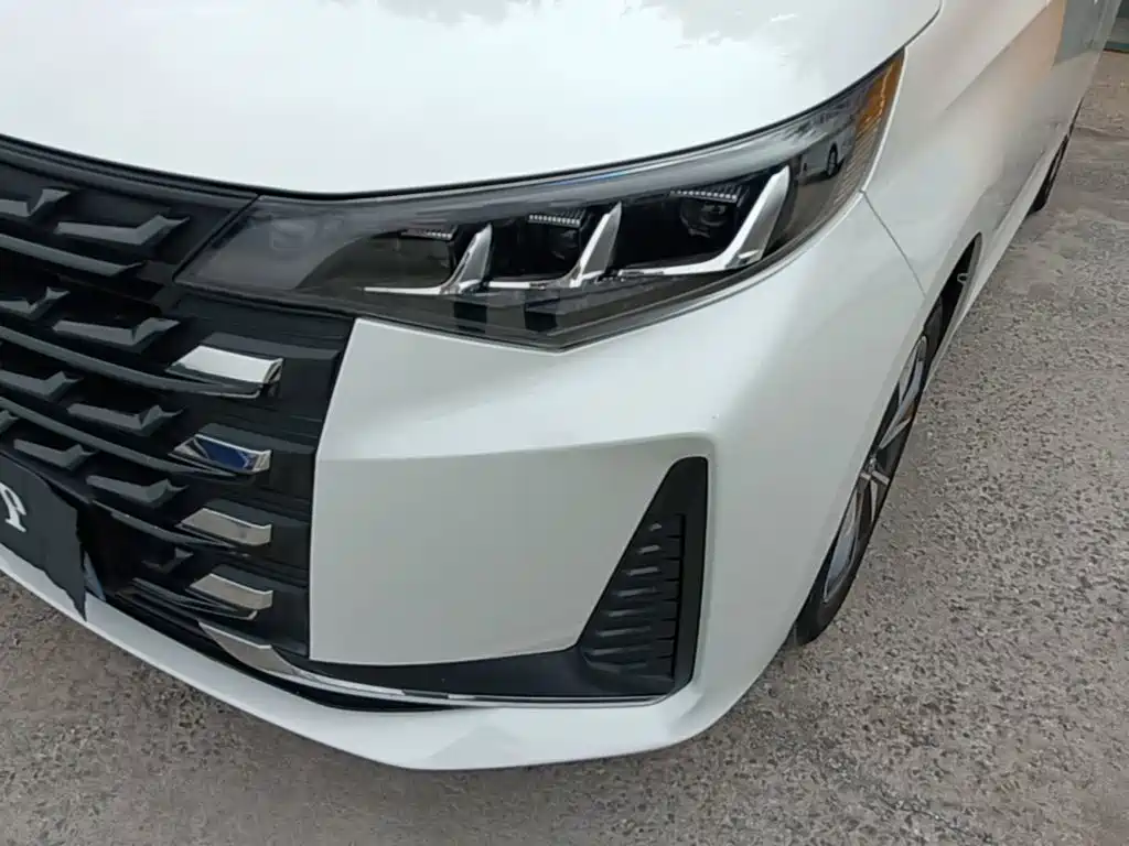 GAC Motor Trumpchi M6 — миниатюра 24