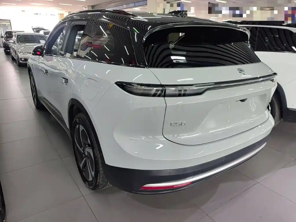 NIO ES6 — миниатюра 5