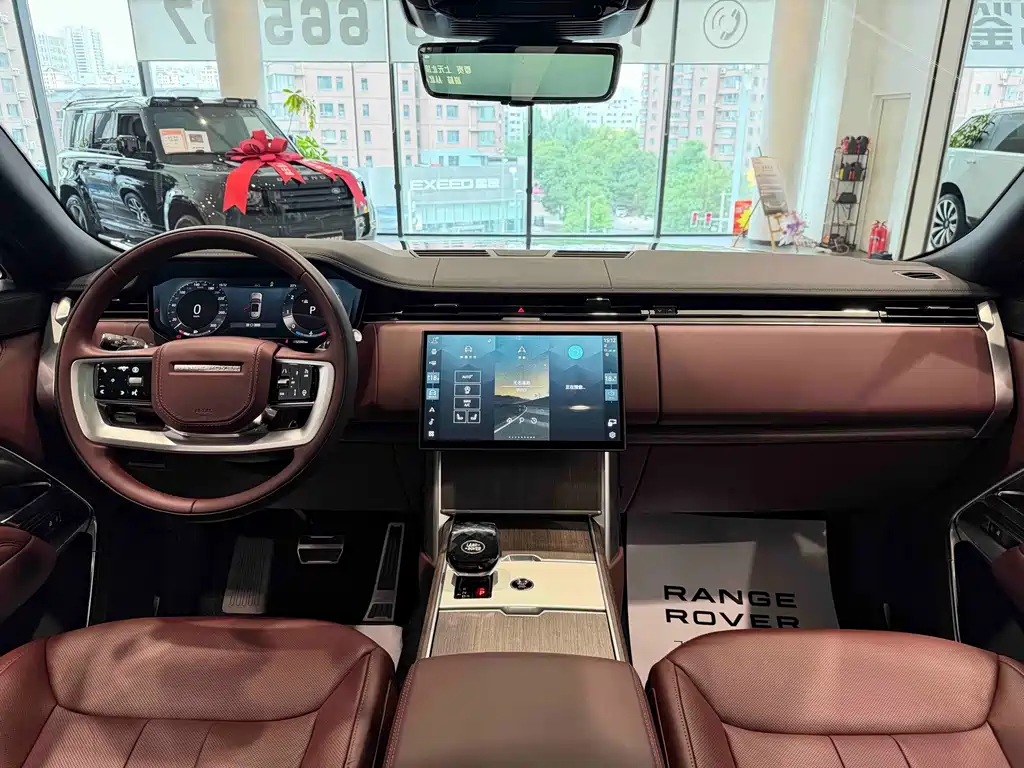 Land Rover Range Rover — миниатюра 18