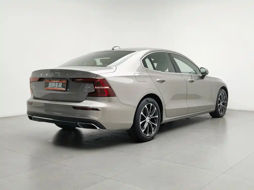 Volvo S60 — миниатюра 2