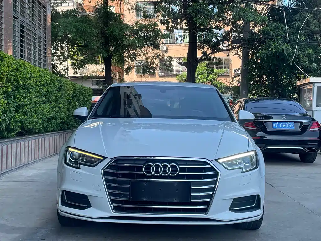 Audi A3 2019 Limousine 35 TFSI V