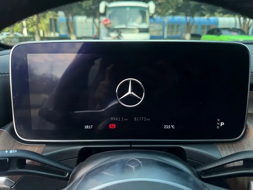 Mercedes-Benz C-Class — миниатюра 16