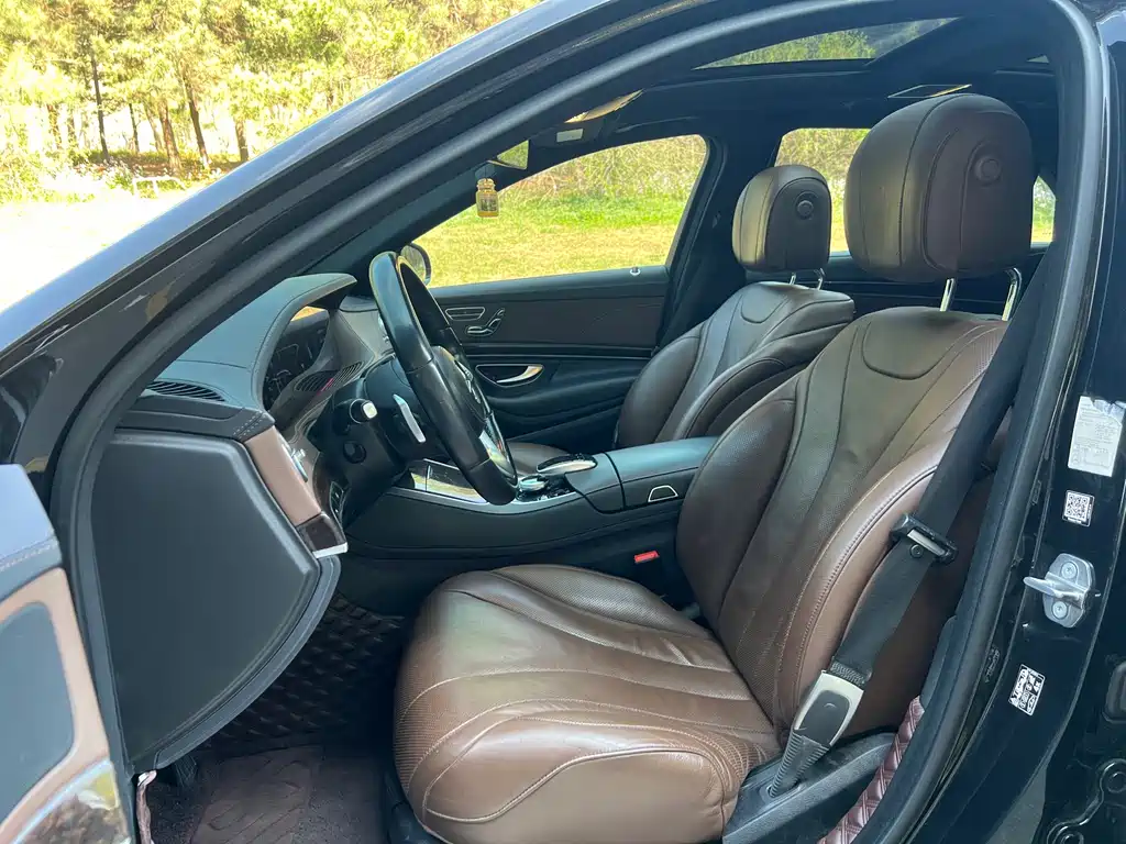 Mercedes-Benz S-Class — миниатюра 12