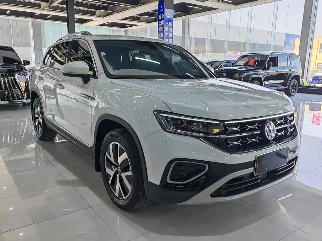 Volkswagen Tayron 2024 330TSI Luxury Plus
