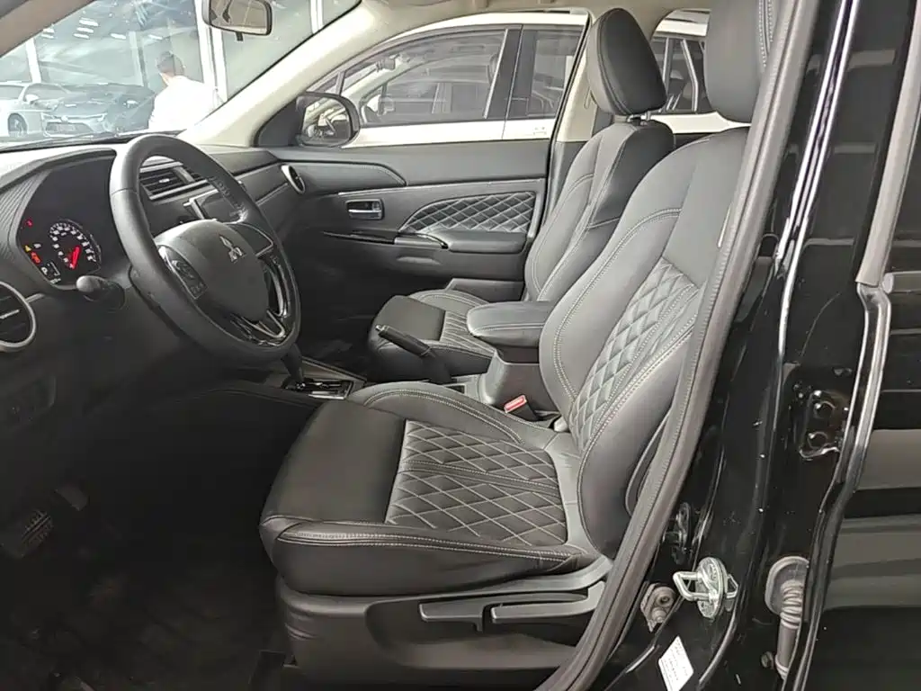 Mitsubishi ASX — миниатюра 15