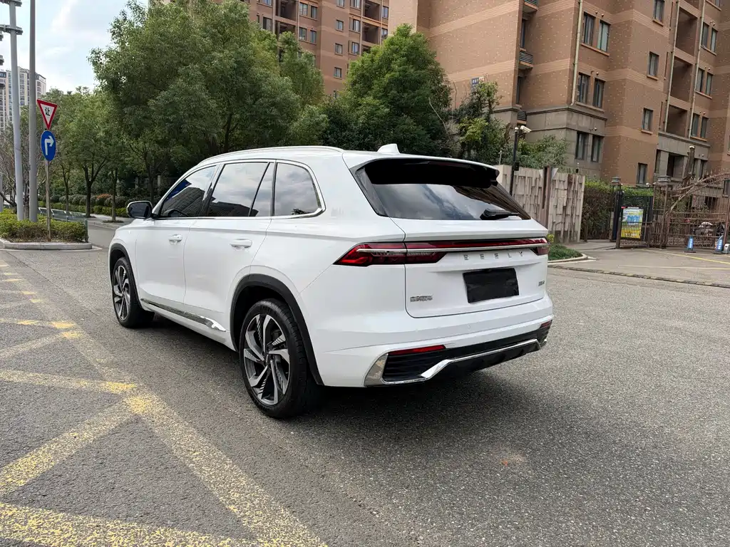 Geely Xingyue L — миниатюра 13