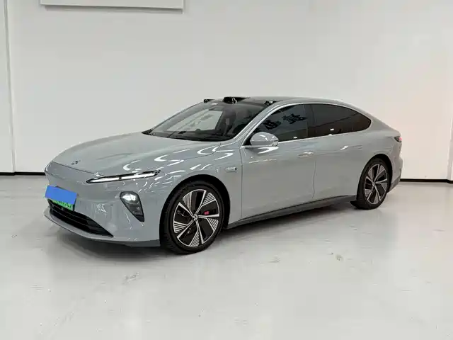 NIO ET7