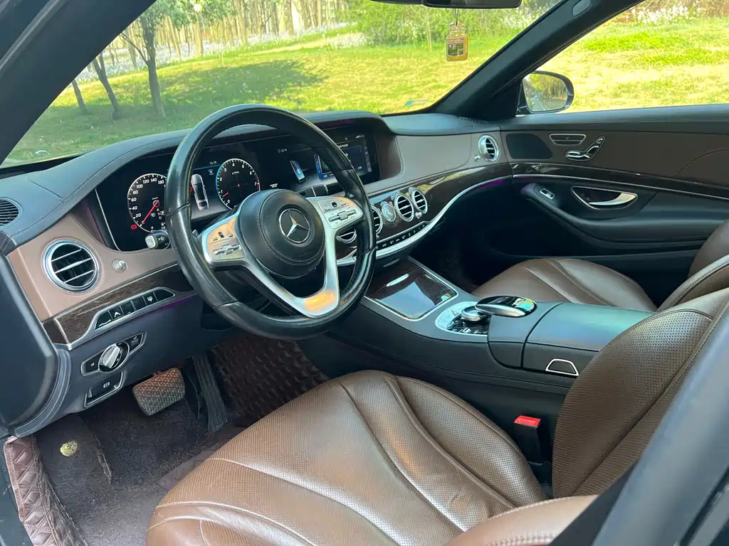 Mercedes-Benz S-Class — миниатюра 11