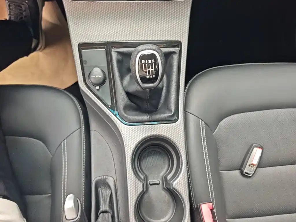 Geely Emgrand GS — миниатюра 14