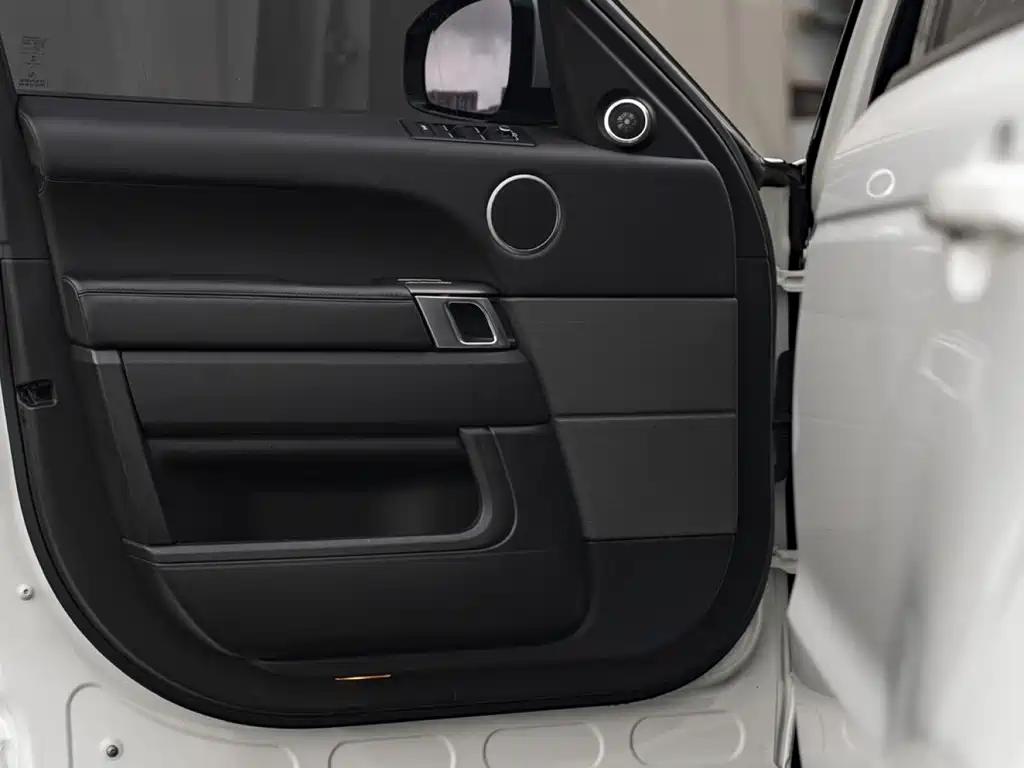 Land Rover Sport — миниатюра 5