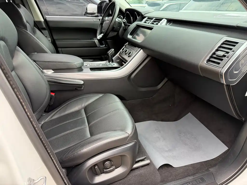 Land Rover Sport — миниатюра 6