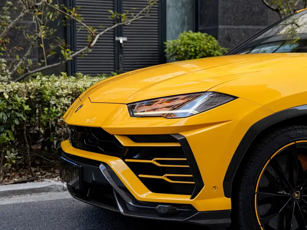 Lamborghini Urus — миниатюра 11